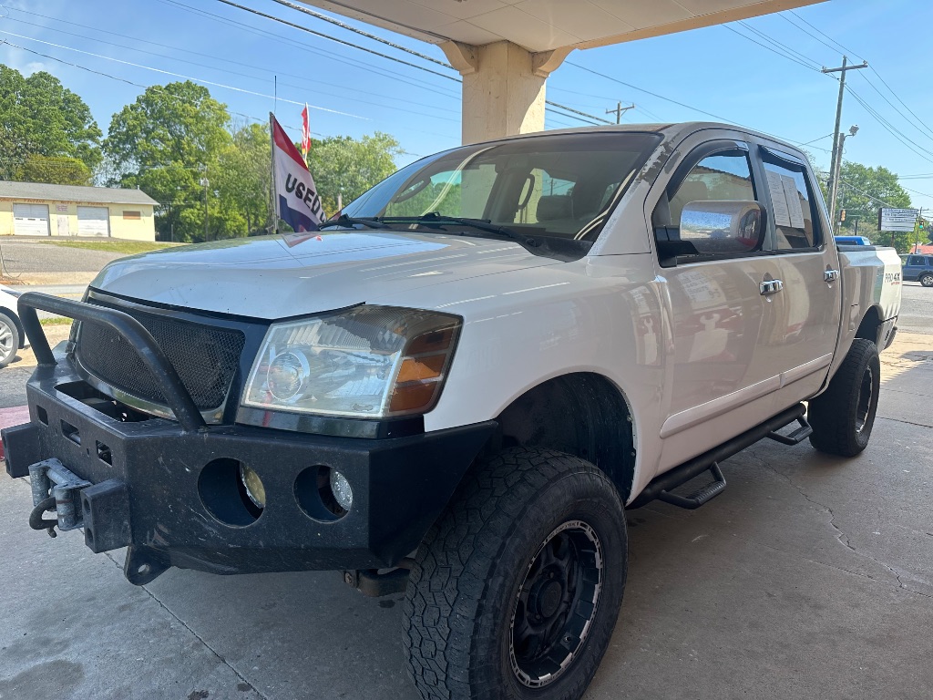 2006 Nissan Titan XE photo