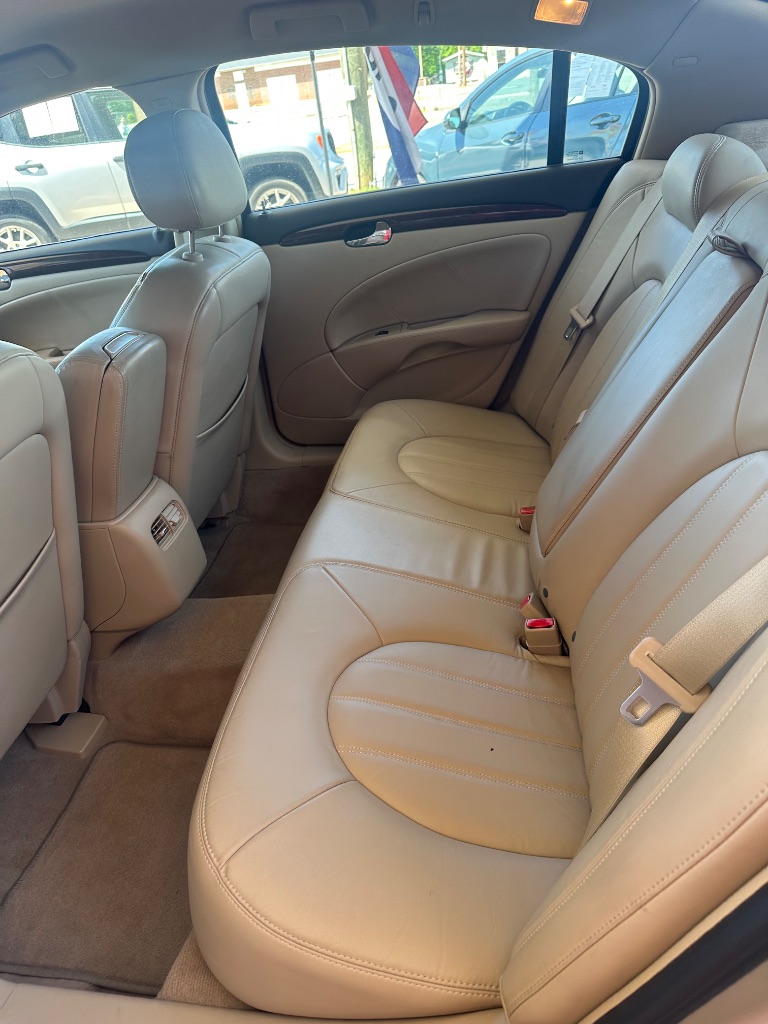 2008 Buick Lucerne CXL photo
