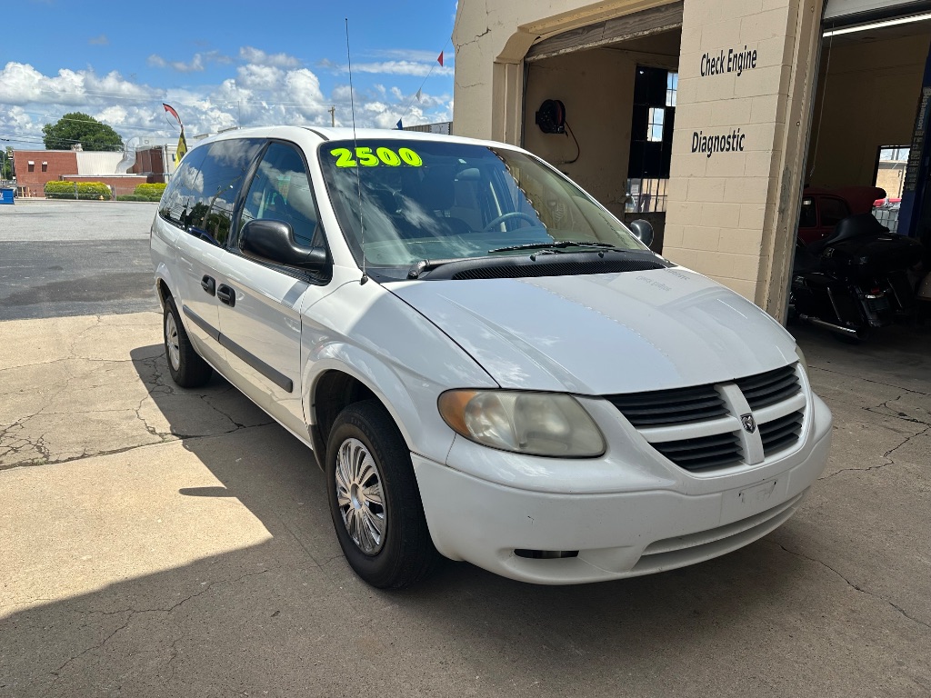 2007 Dodge Grand Caravan SE photo