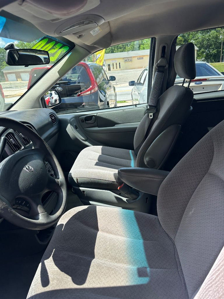 2007 Dodge Grand Caravan SE photo