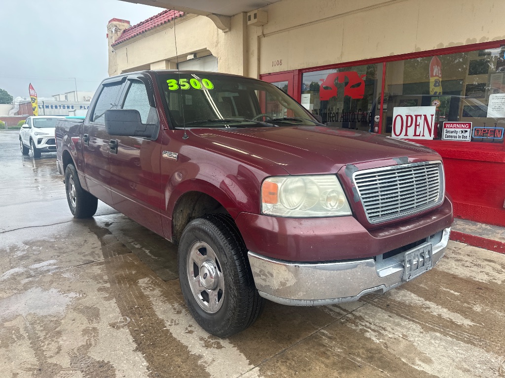 2004 Ford F-150 XLT photo
