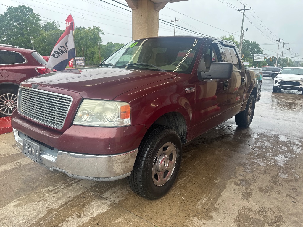 2004 Ford F-150 XLT photo