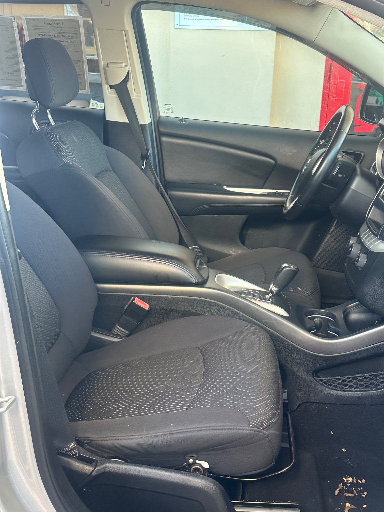2013 Dodge Journey - $5,500