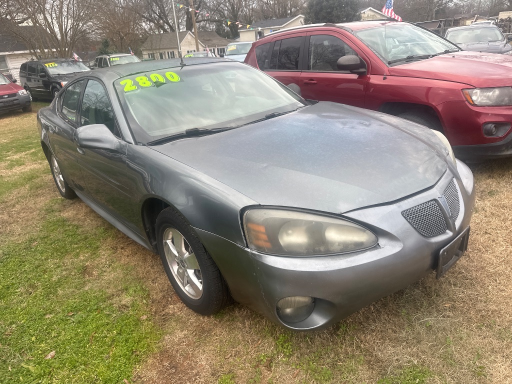 2005 Pontiac Grand Prix - $2,800