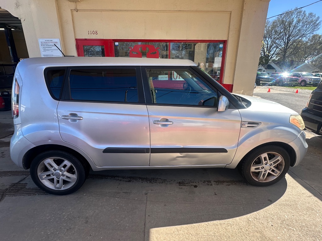 2011 Kia Soul - $5,500