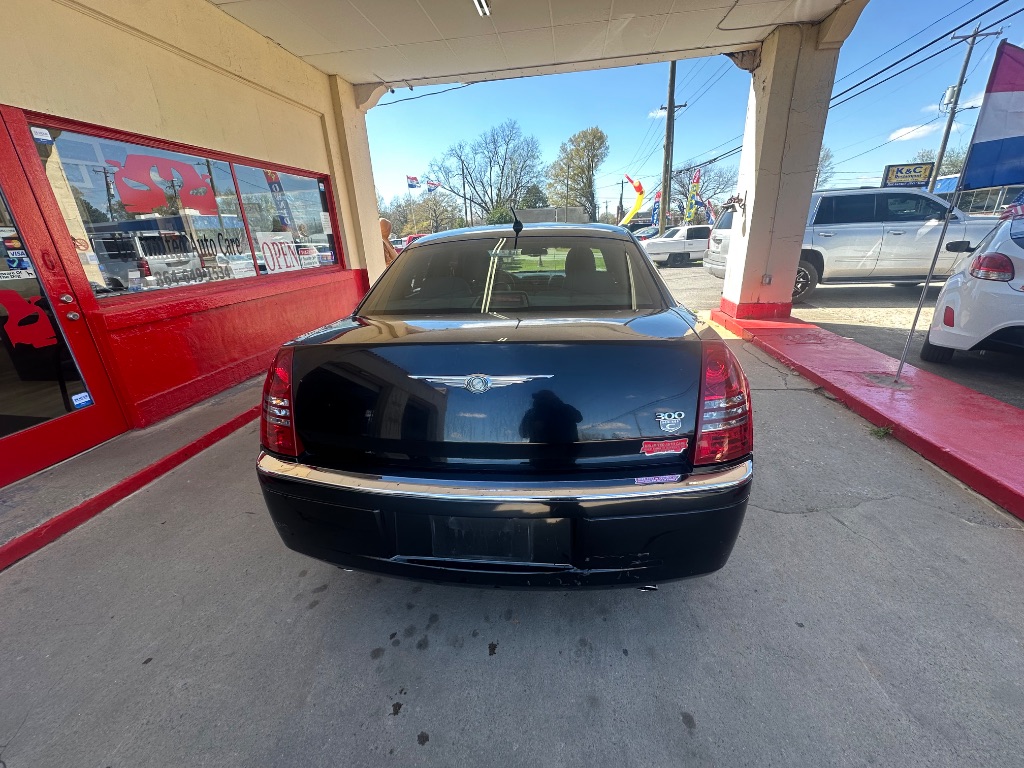 2006 Chrysler 300 - $6,000