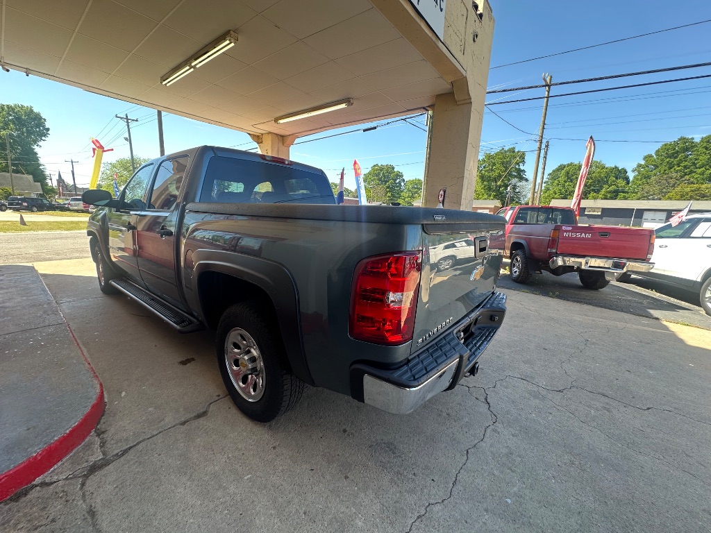 2008 Chevrolet Silverado - $9,800