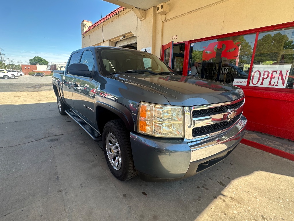 2008 Chevrolet Silverado - $9,800