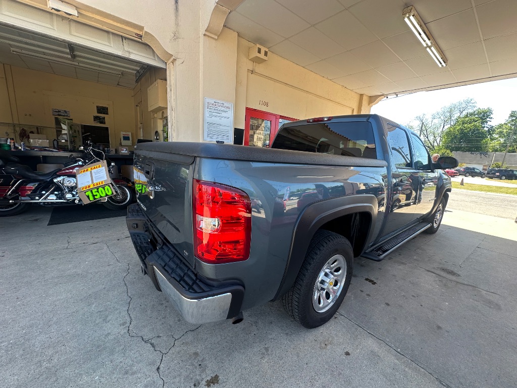 2008 Chevrolet Silverado - $9,800