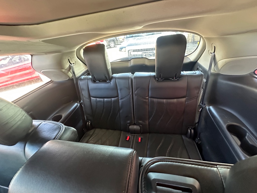 2015 INFINITI QX60 - $8,500