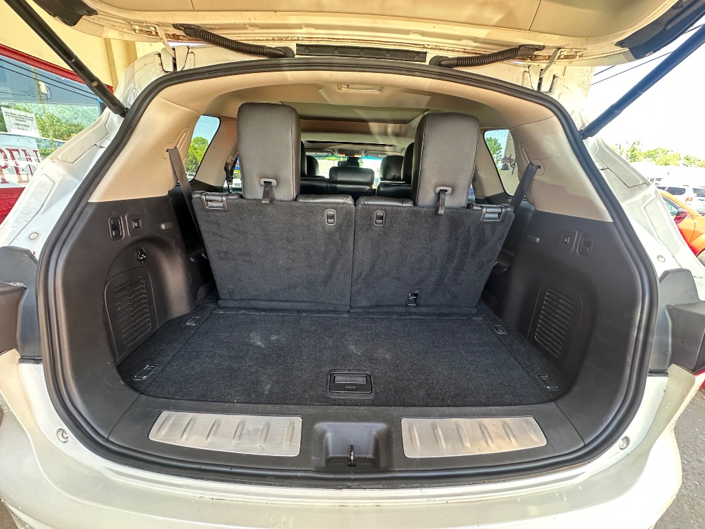 2015 INFINITI QX60 - $8,500