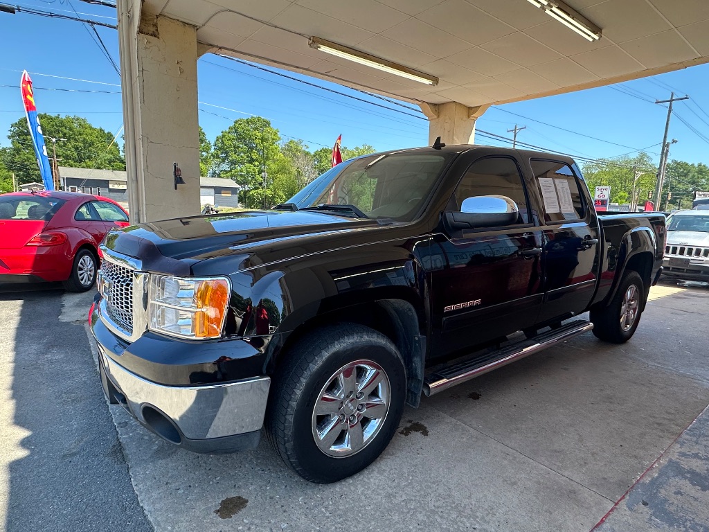 2013 GMC Sierra - $11,500