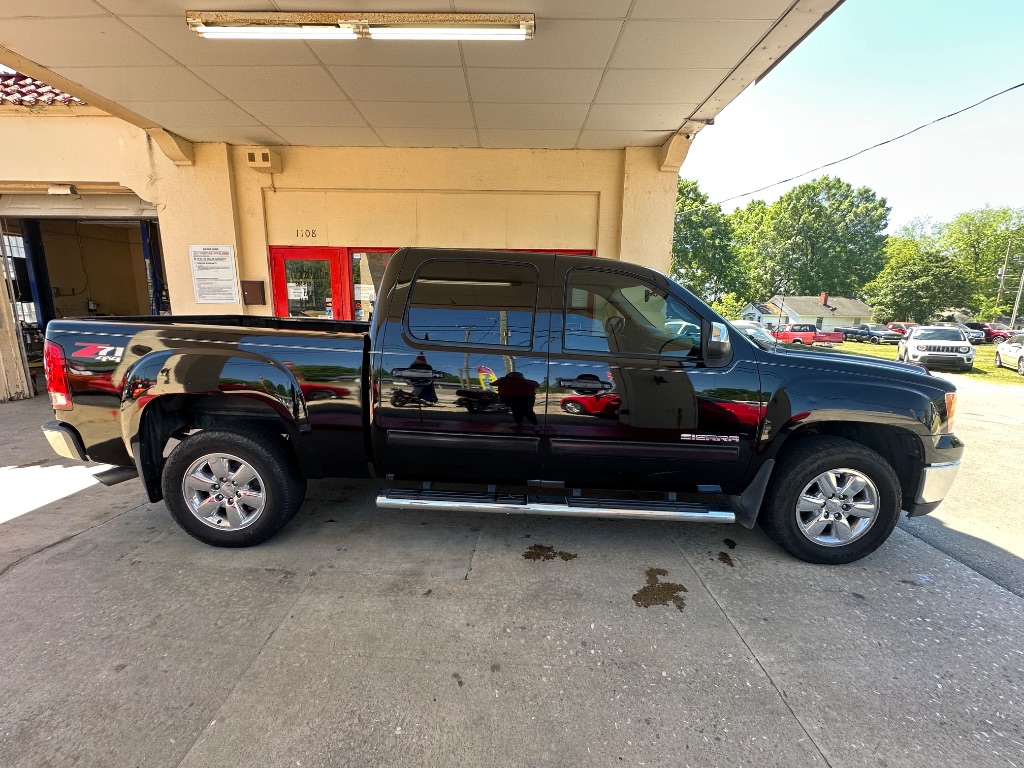 2013 GMC Sierra - $11,500