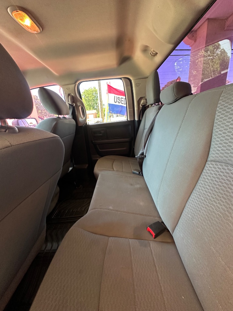 2014 Ram 1500 - $10,000