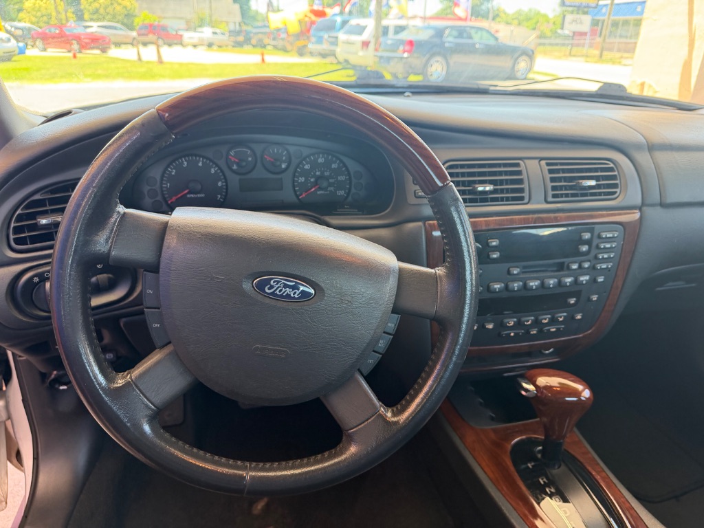2004 Ford Taurus - $3,000
