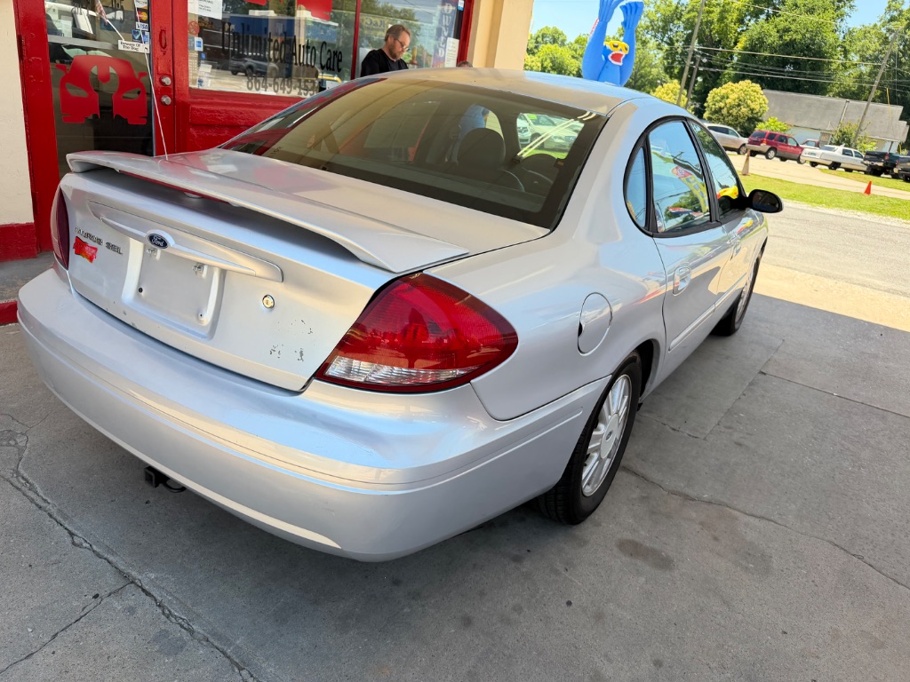 2004 Ford Taurus - $3,000