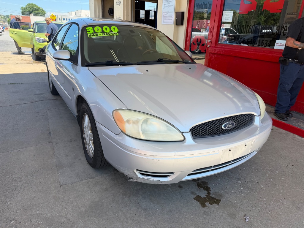 2004 Ford Taurus - $3,000