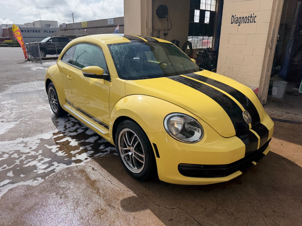 2012 Volkswagen Beetle - $7,750