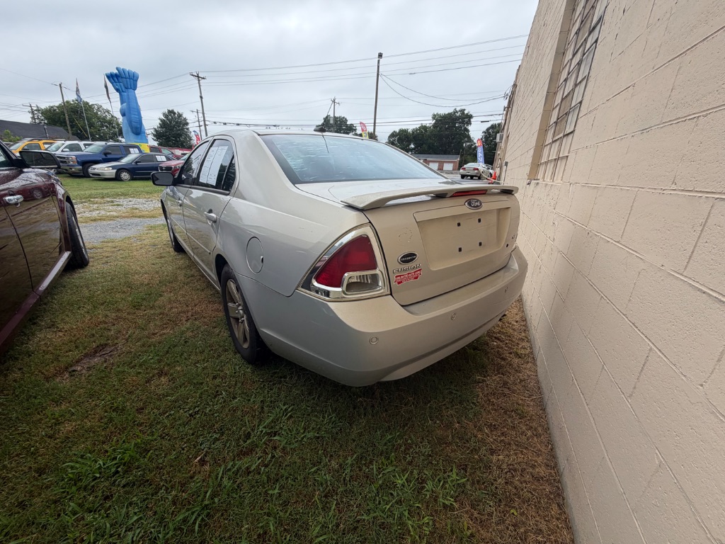 2009 Ford Fusion - $3,500