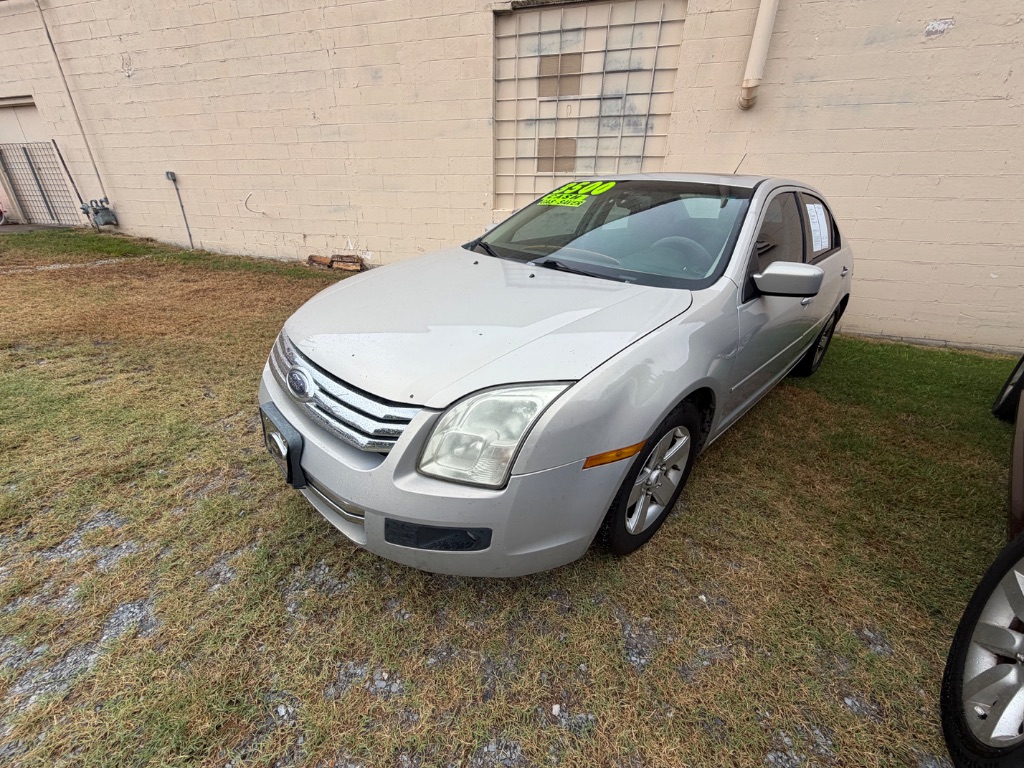 2009 Ford Fusion - $3,500