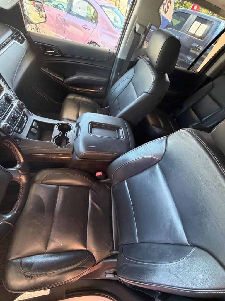 2019 Chevrolet Suburban - $13,995