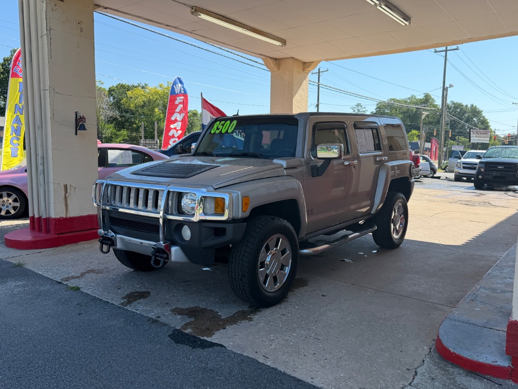 2009 HUMMER H3 - $9,800