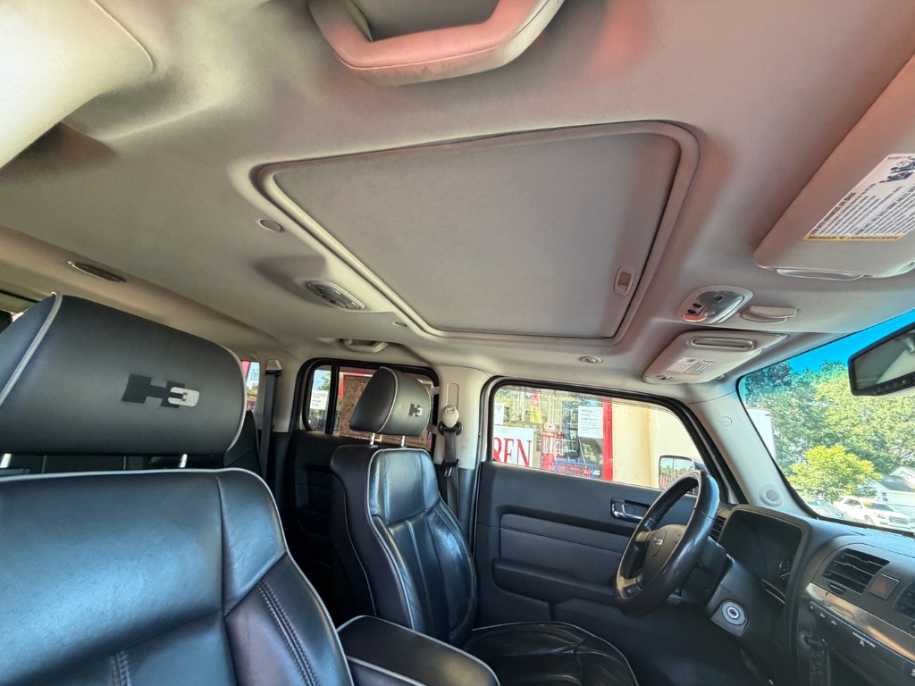 2009 HUMMER H3 - $9,800