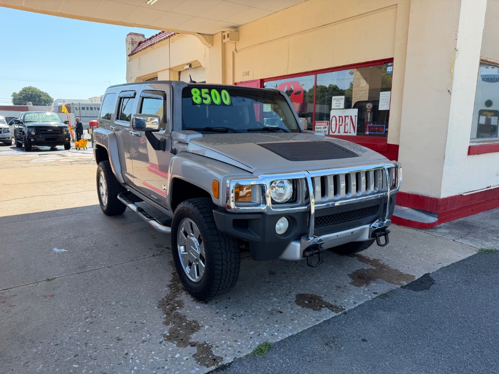 2009 HUMMER H3 - $9,800