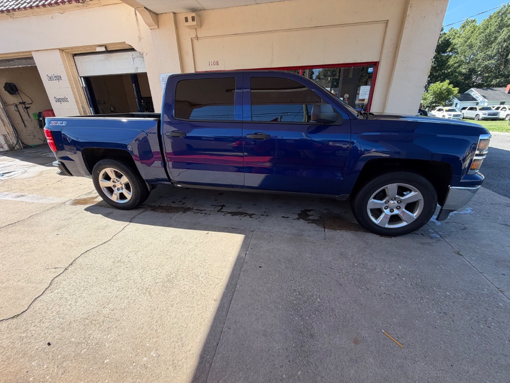 2014 Chevrolet Silverado - $12,995