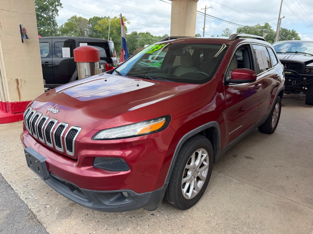 2015 Jeep Cherokee - $8,995