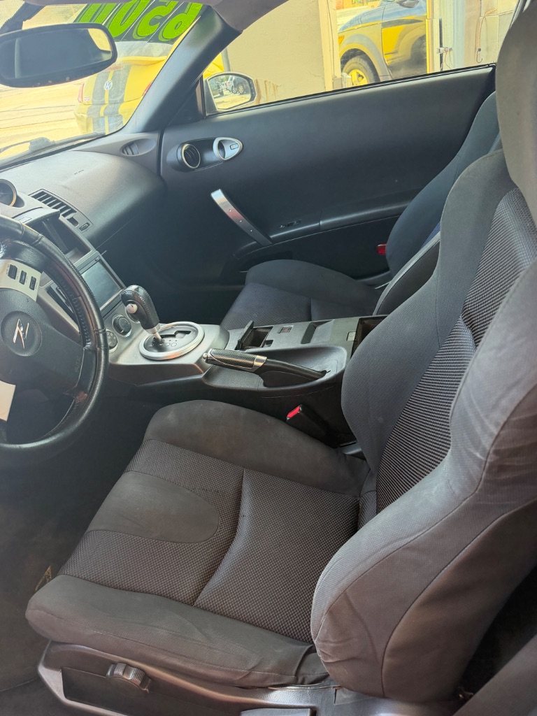 2003 Nissan 350Z - $6,500