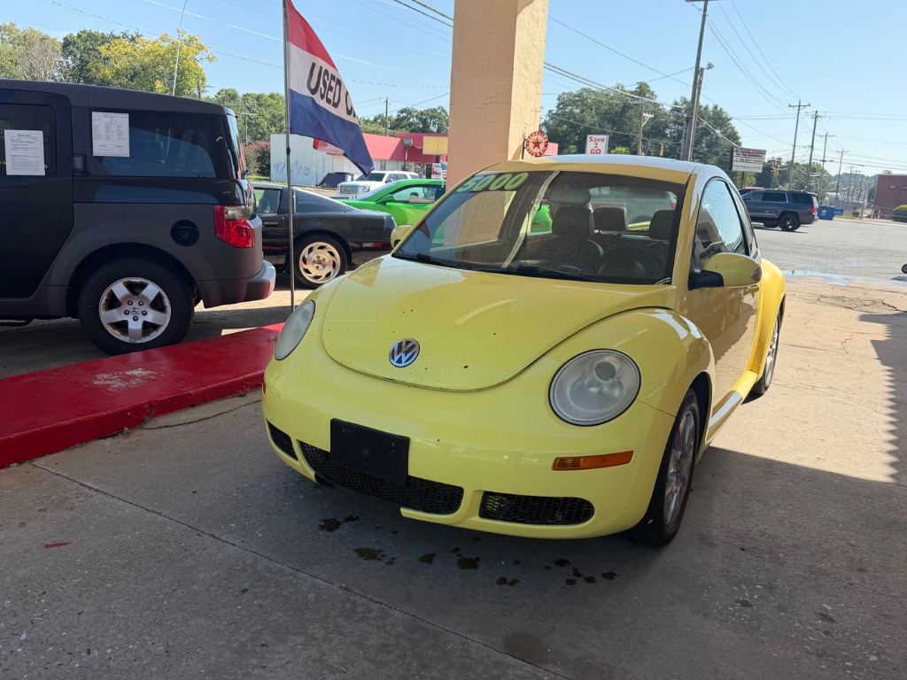 2009 Volkswagen Beetle - $5,000