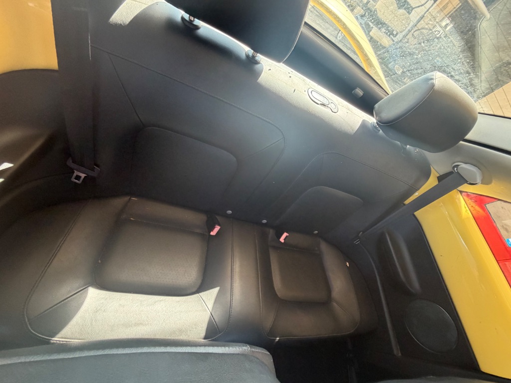 2009 Volkswagen Beetle - $5,000