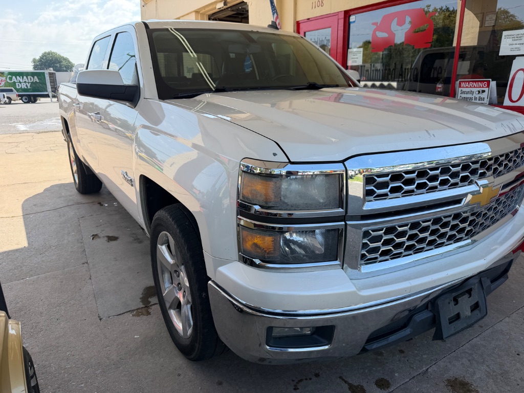 2014 Chevrolet Silverado - $10,995