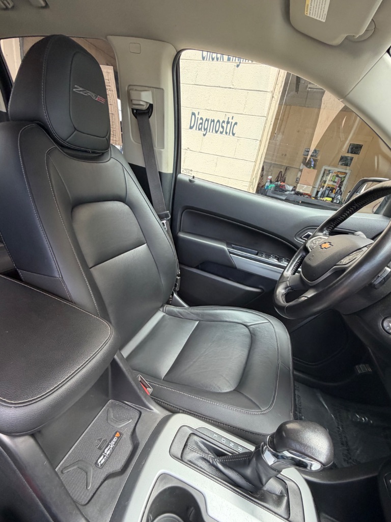 2022 Chevrolet Colorado - $31,995