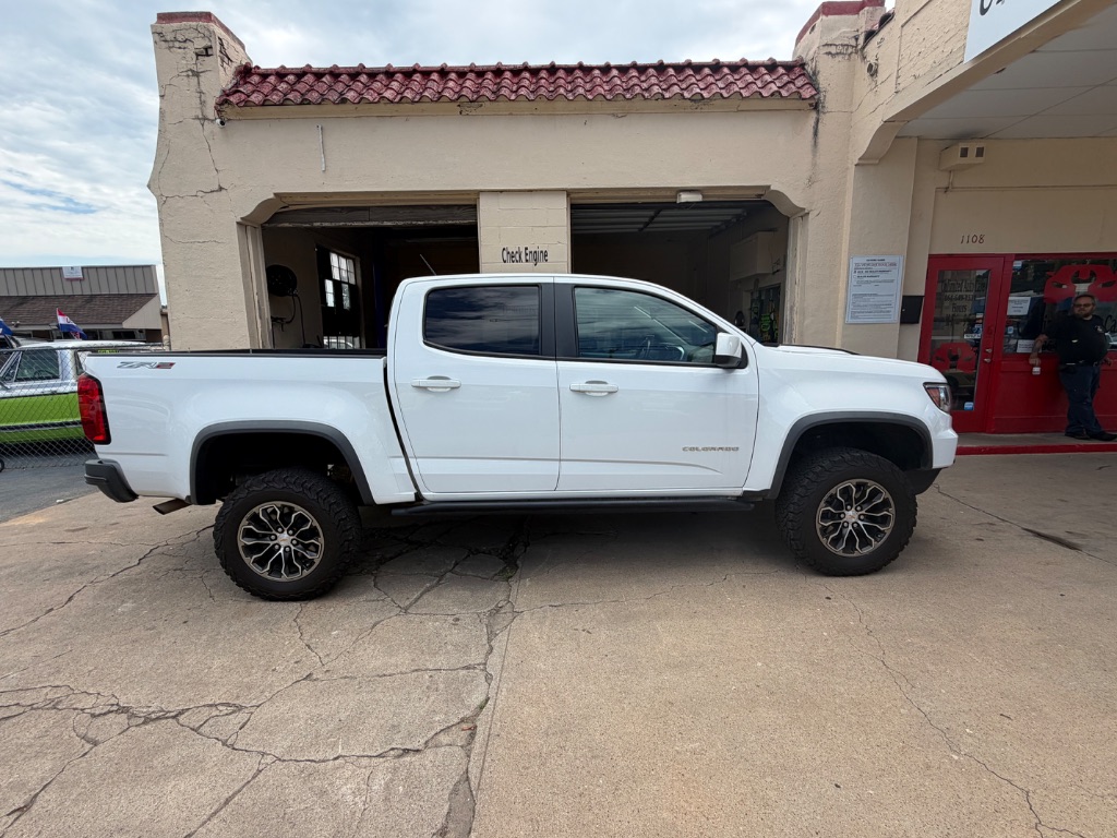 2022 Chevrolet Colorado - $31,995