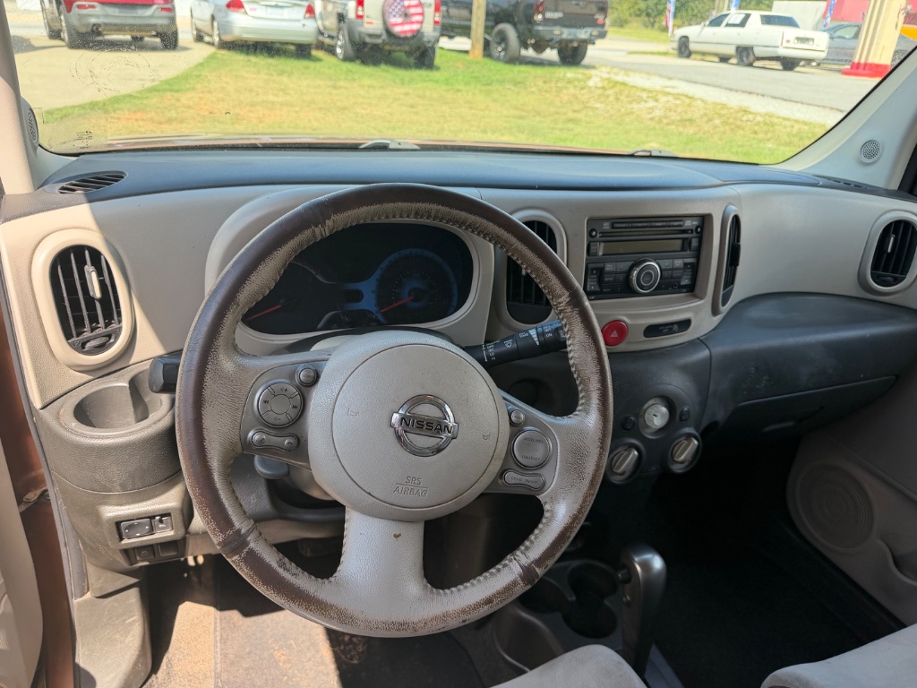 2011 Nissan cube - $3,995