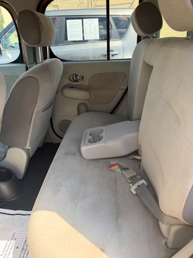 2011 Nissan cube - $3,995