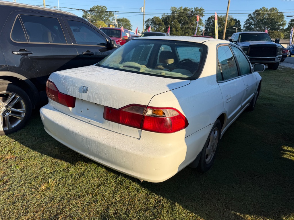 2000 Honda Accord - $2,000