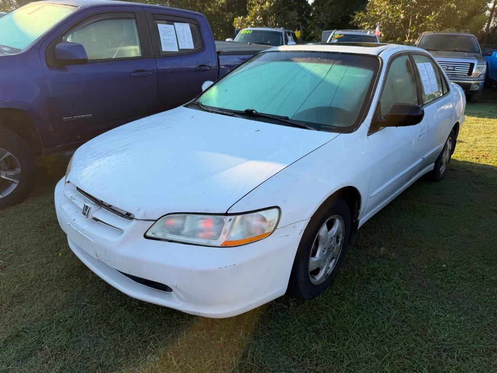 2000 Honda Accord - $2,000