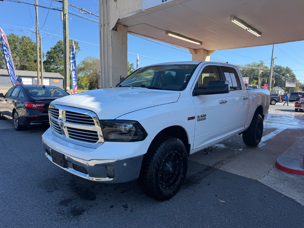 2016 Ram 1500 SLT