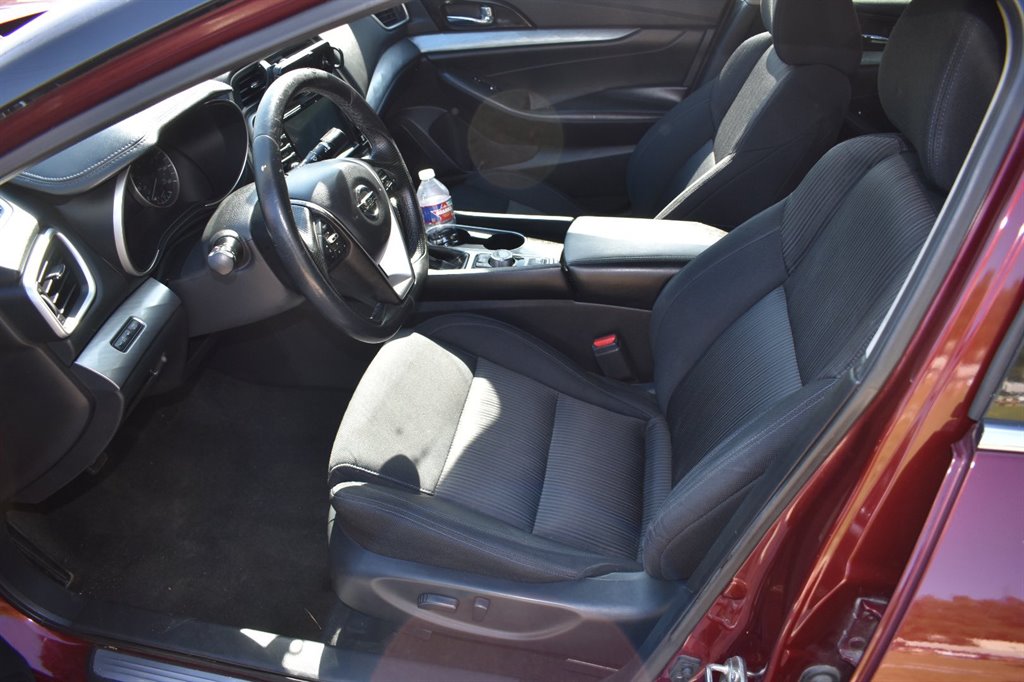 2016 Nissan Maxima S photo