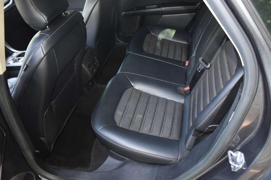 2017 Ford Fusion SE Hybrid photo