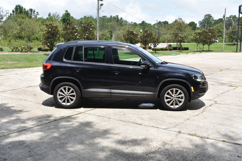 2015 Volkswagen Tiguan - $13,790
