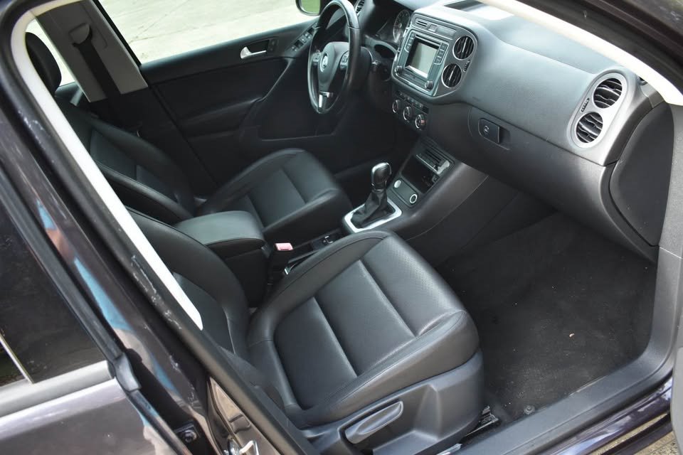 2016 Volkswagen Tiguan - $10,500