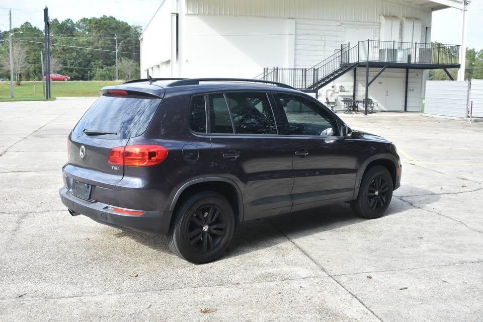 2016 Volkswagen Tiguan - $10,500