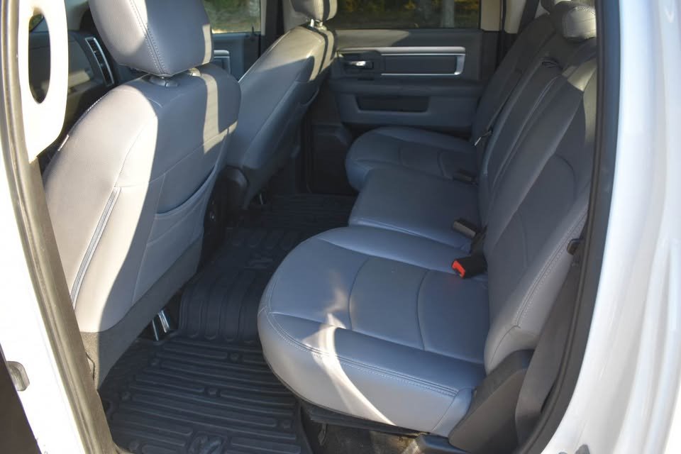 2015 Ram 1500 - $17,000