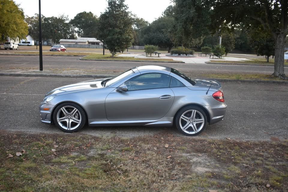 2011 Mercedes-Benz SLK-Class - $13,500
