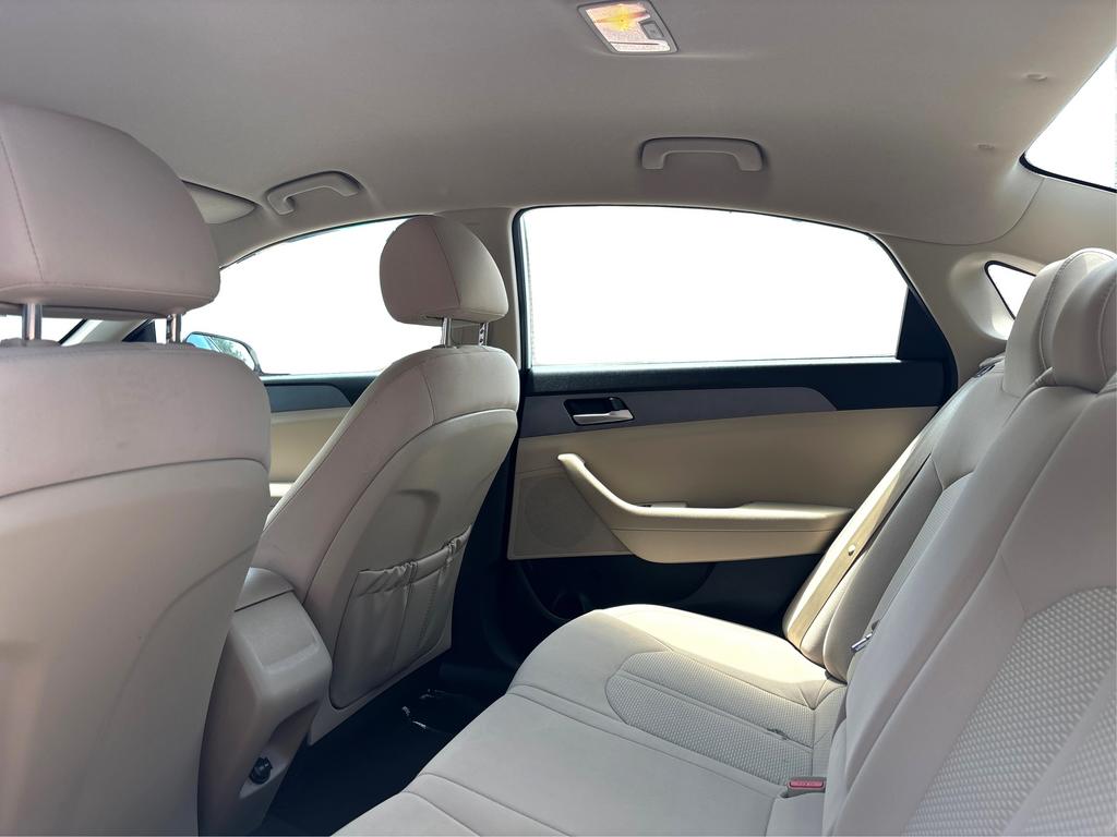2018 Hyundai Sonata - $11,699