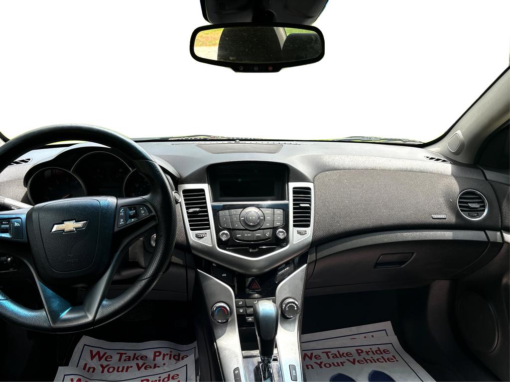 2015 Chevrolet Cruze - $7,799